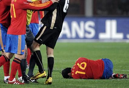 نجوم برشلونة يتألمون